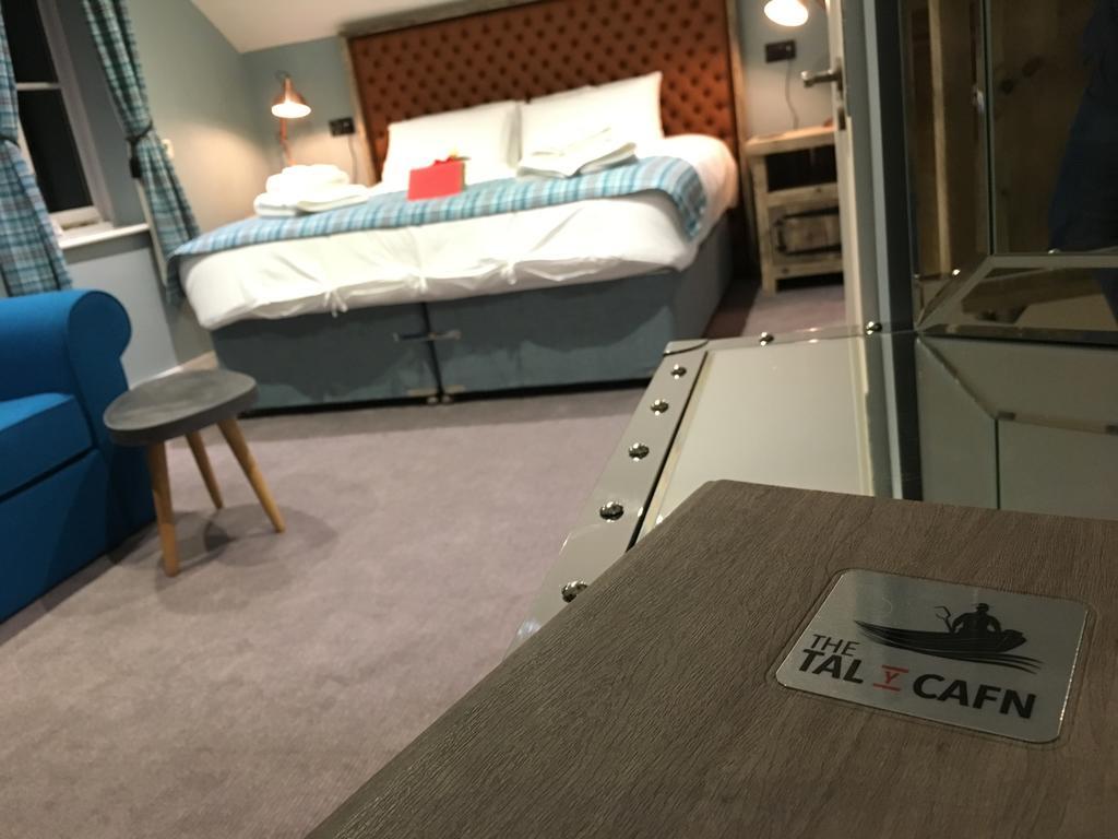 Tal Y Cafn Free House Tal-y-Cafn Екстериор снимка